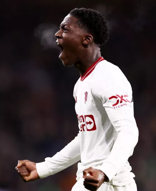 Good evening pedofiles…stop touching kids and listen up, Kobbie Mainoo scores a fucking worldie at the molineux in a 4-3 thriller