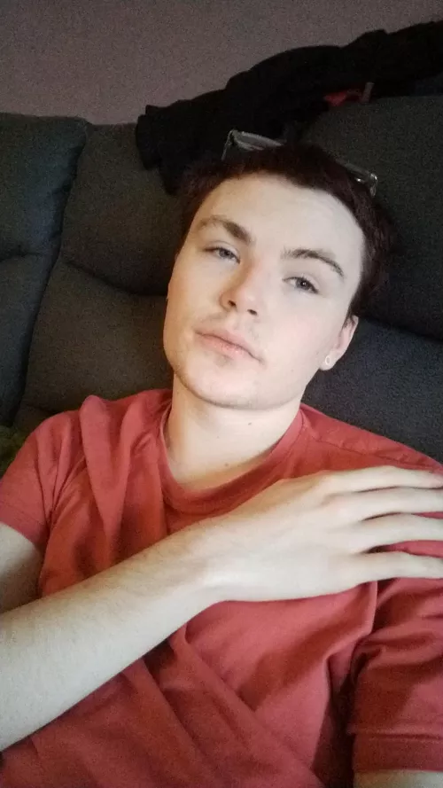 I've been debating a ps5 and I just I keep convincing myself there to expensive, but like... I want one 😭. How are all of you doing?