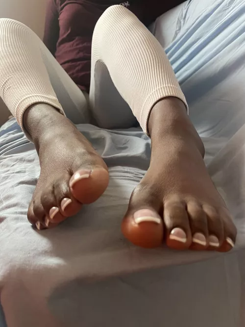 Last christmas I gave you my feet and the very next day you gave it away