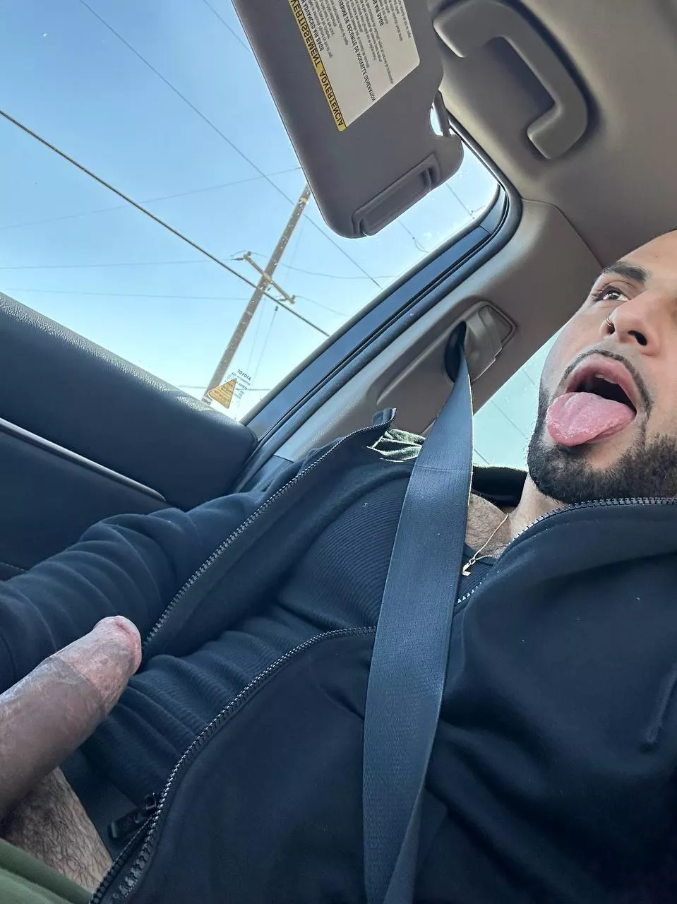 Meet me in the work bathroom in 5 😝