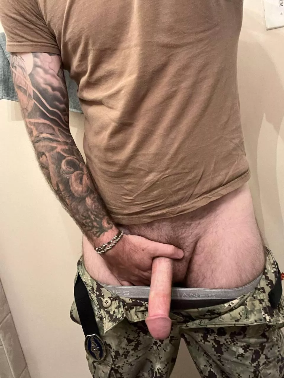 New profile. Same cock🤷🏻‍♂️