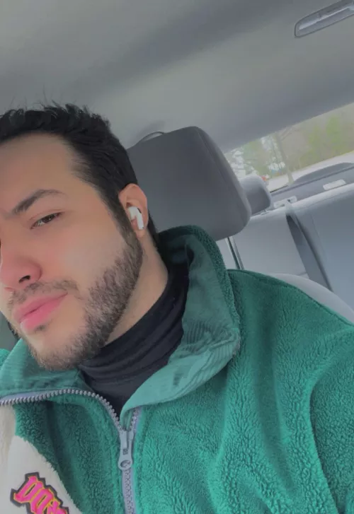 So glad it’s about to be the weekend. whats everyone gonna be playing? 😌