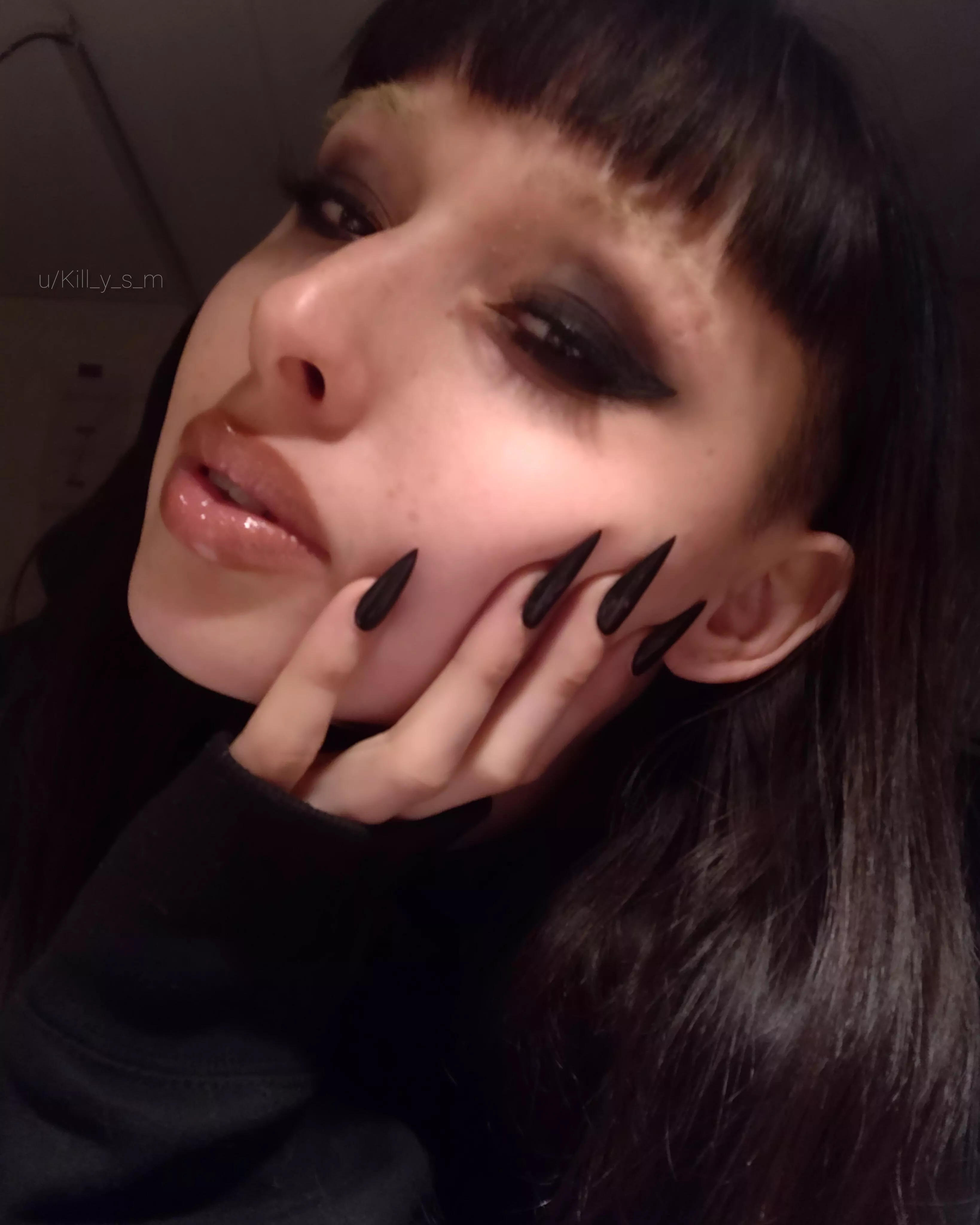 So sharp I could claw your eye out 🤭