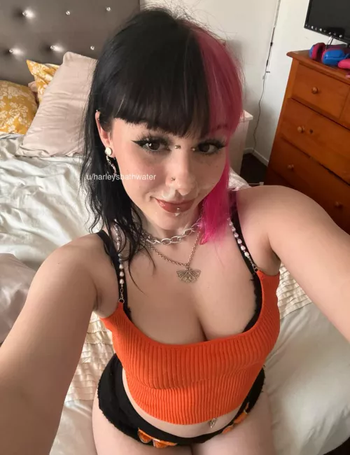 True friends give you facials :)