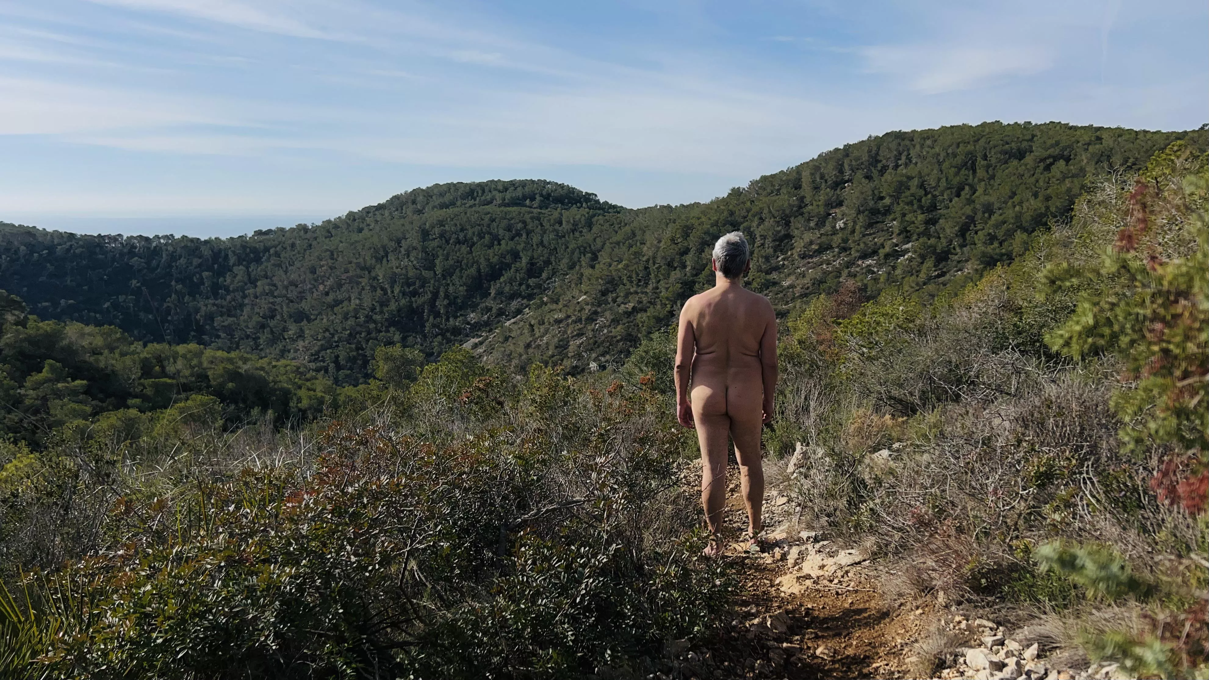 A sunny winter hike…