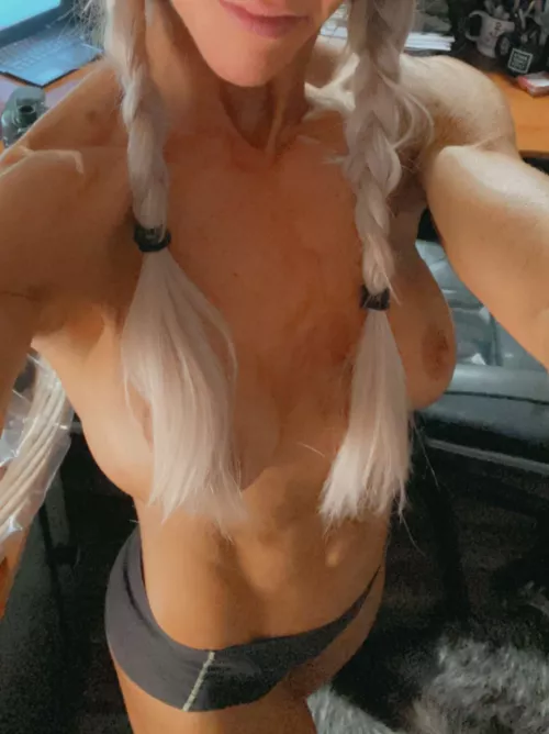 Anna Fine - Let me show you something ;)