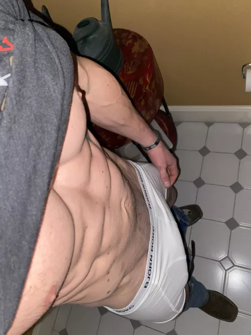 I alwyas am so horny in the mornings.