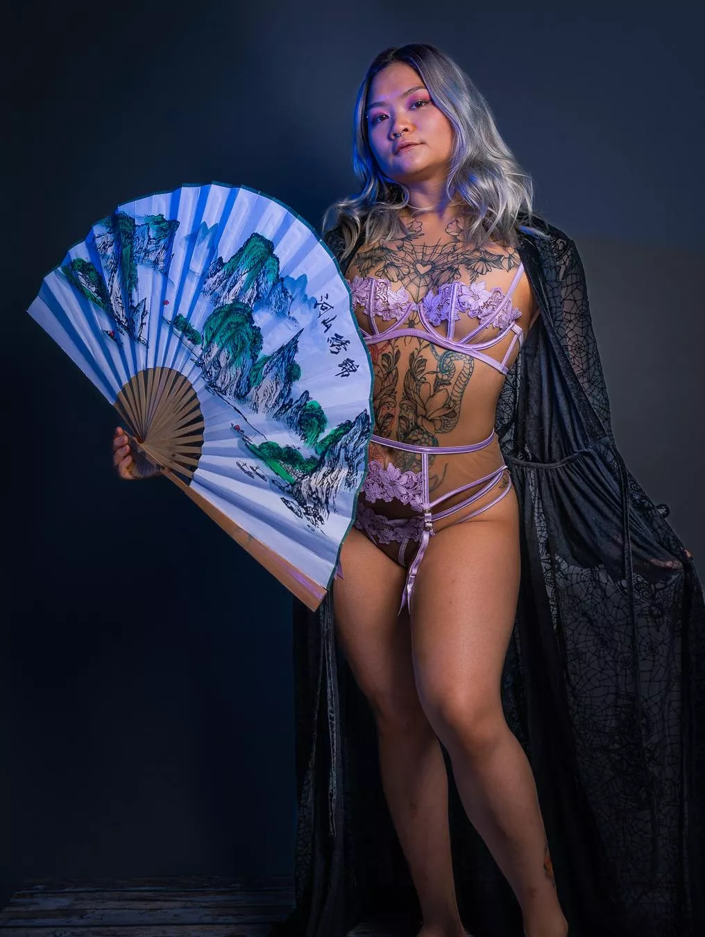 I did a photoshoot in some new lingerie