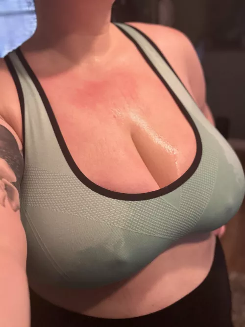 Some days, my motivation to work out is posting here 💜