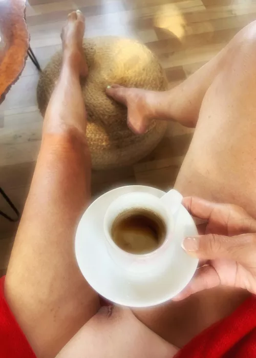 I got legs…. and coffee..Happy Sunday ..