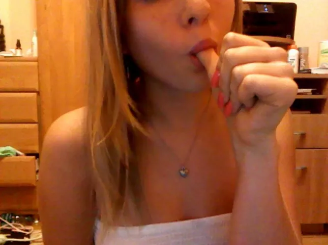 I like looking at Naked People