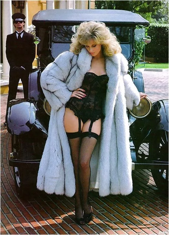 a bizarre 1980's interpretation on the gilded age?