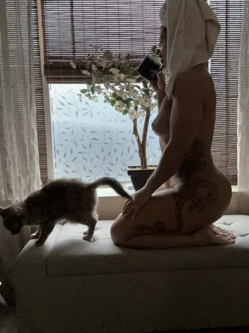 Find this sexy MILF @penny_s777