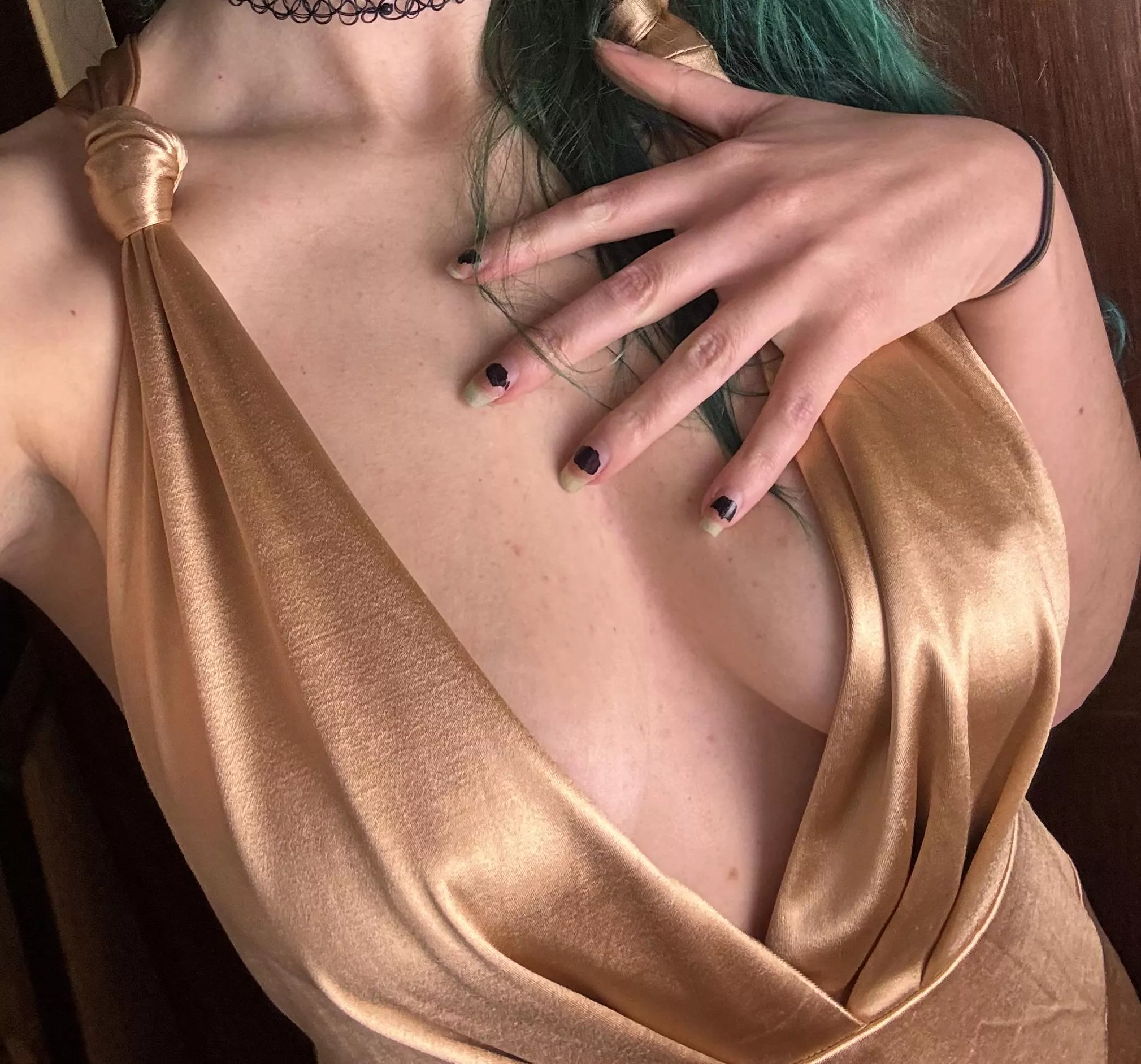 Hands needing to be painted