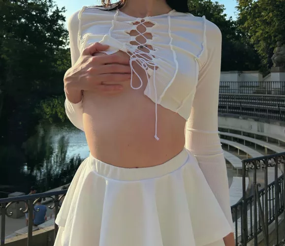 I love how full my teen breasts look in this pic ;)