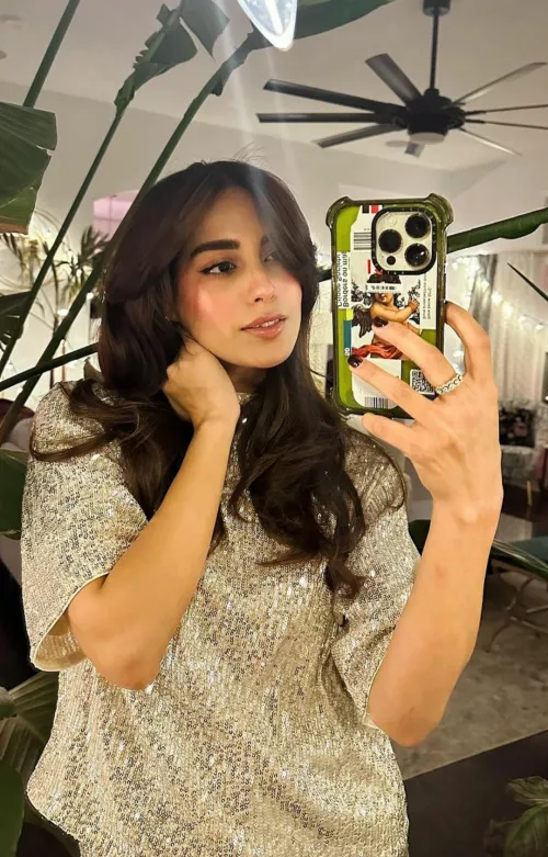 Iqra Aziz