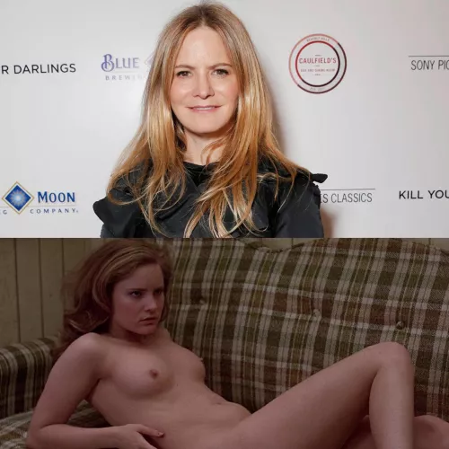 Jennifer Jason Leigh