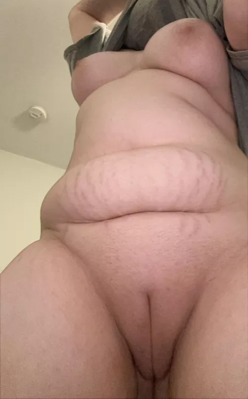 Kitty wants kisses!! 😽❤️