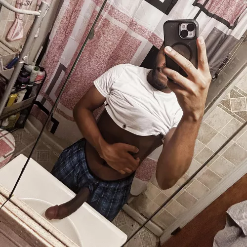 What happens if you walk in on me taking this pic? 👀