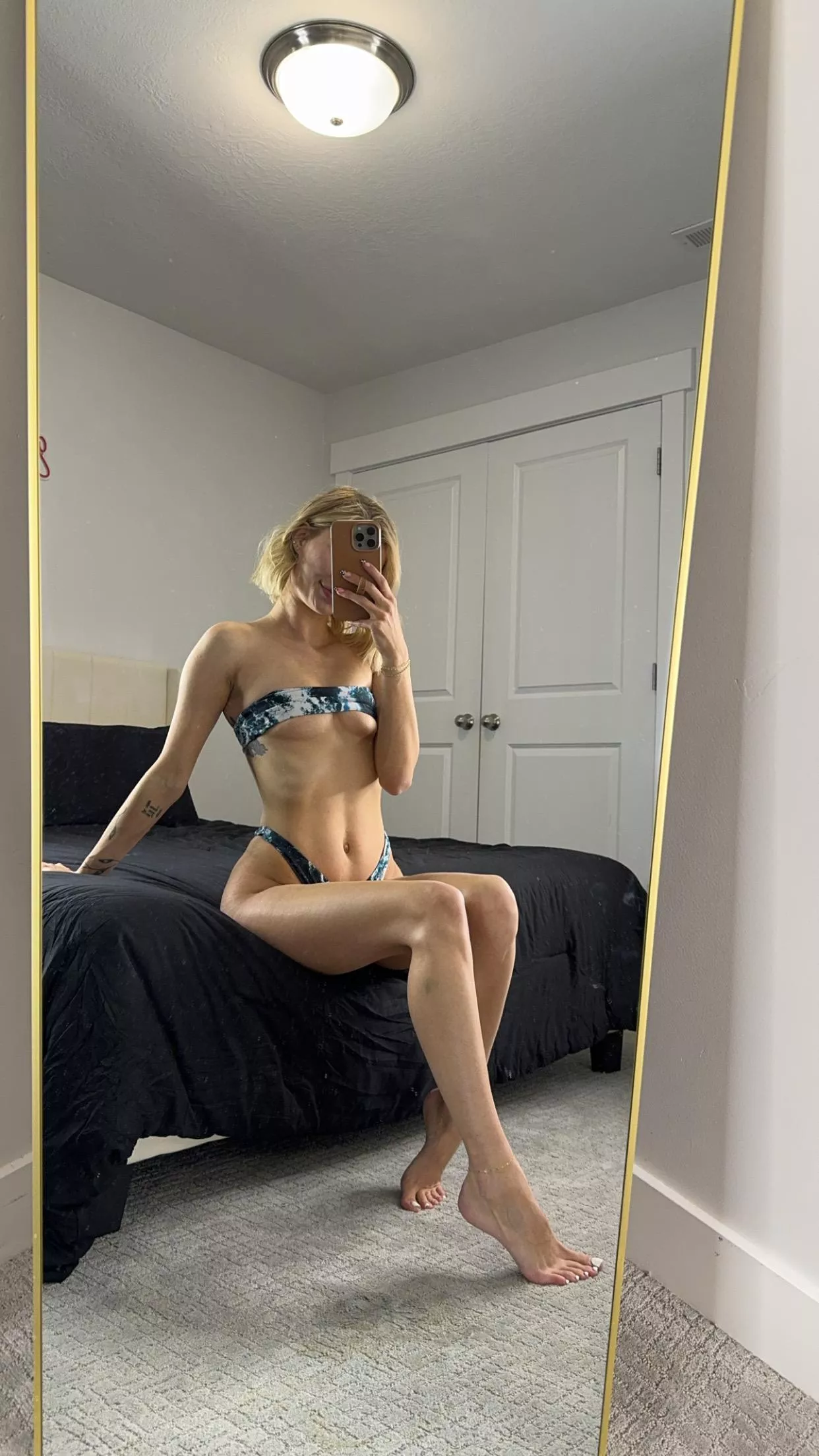 Follow me @ariaonlyxo