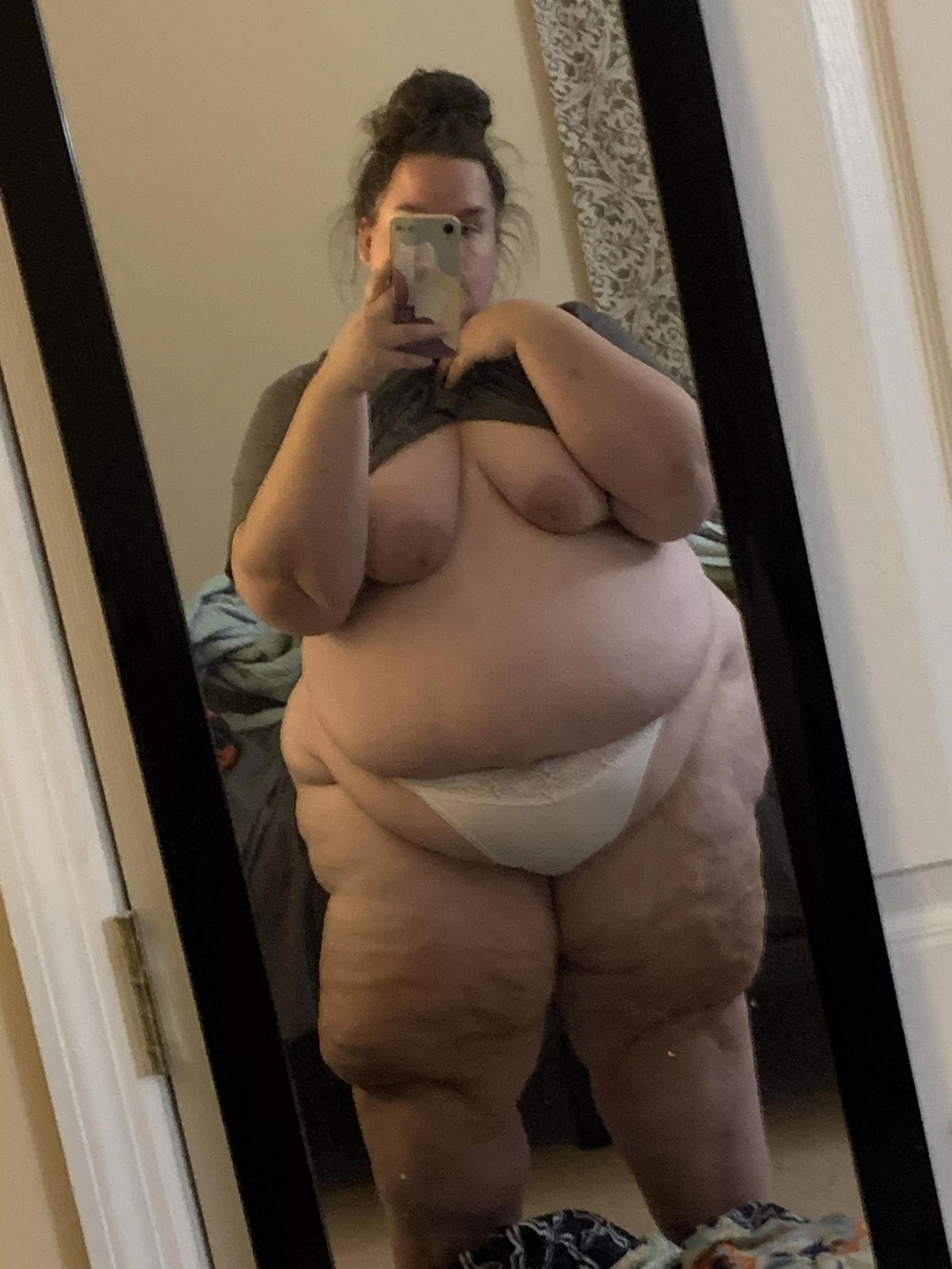 Fuck I’m gorgeous 😘😜😈