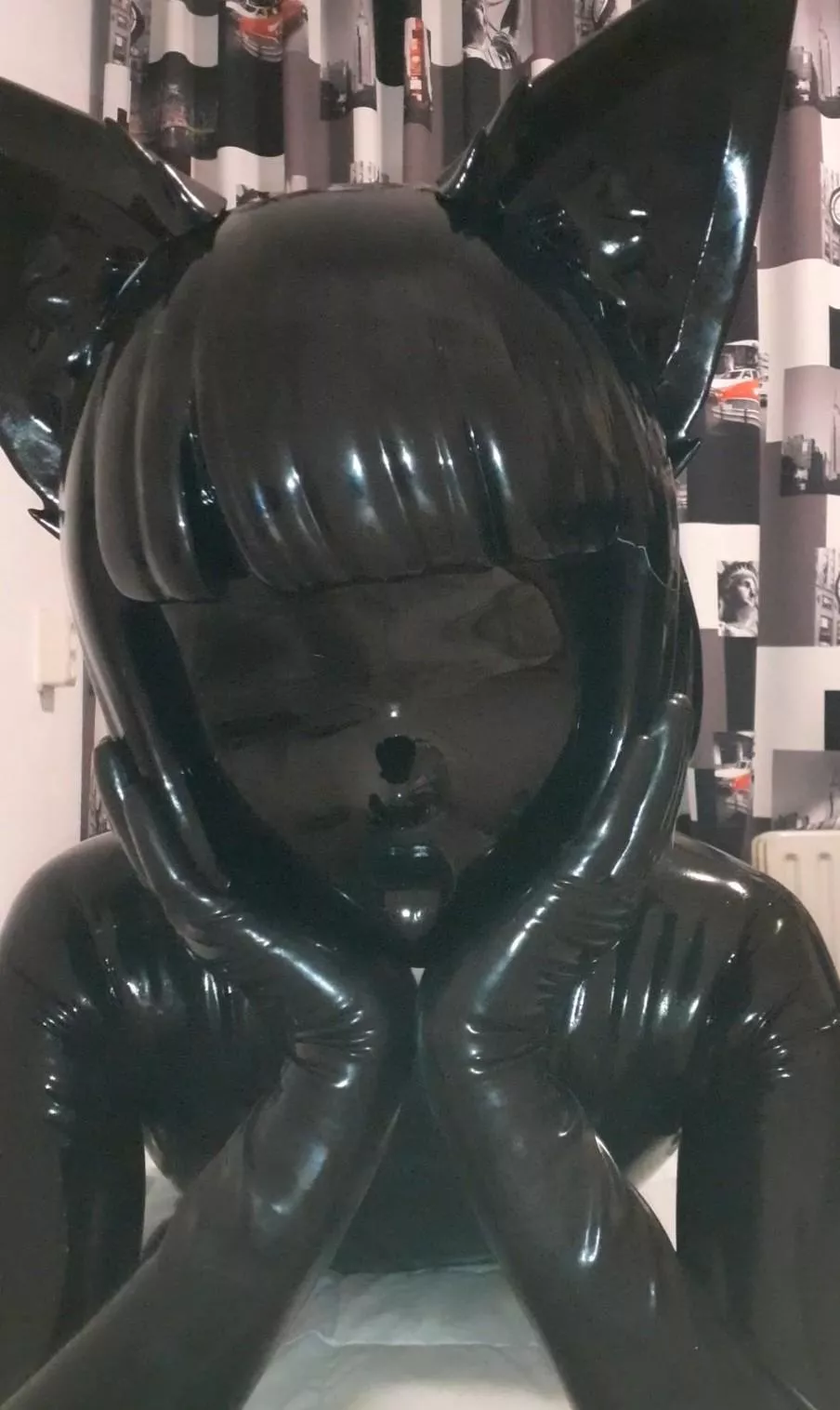 Let me stare into your eyes~