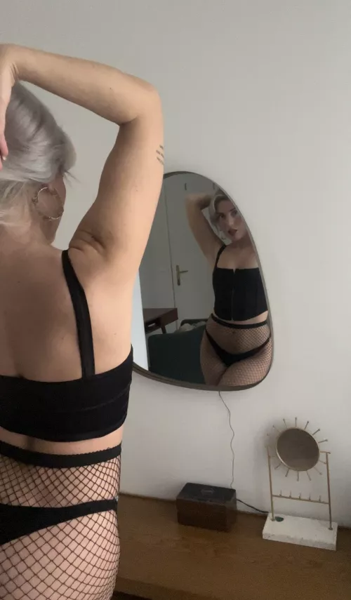 POV: you told me work was stressful and you will be home soon