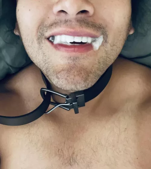 Bull cum & BDSM this morning 🤤