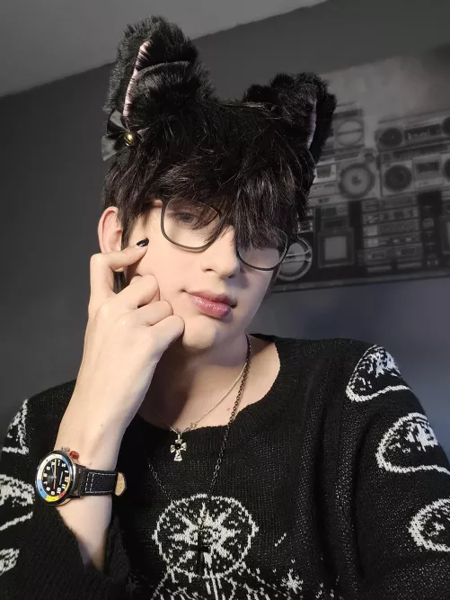 Catboy going to play bloodborne:)