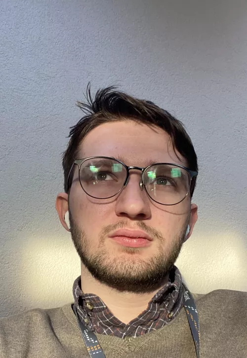 Hey! Does someone want to chat?