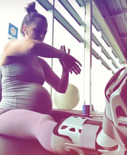 “How much longer do I have with this damn pregnant belly?” 😂😂