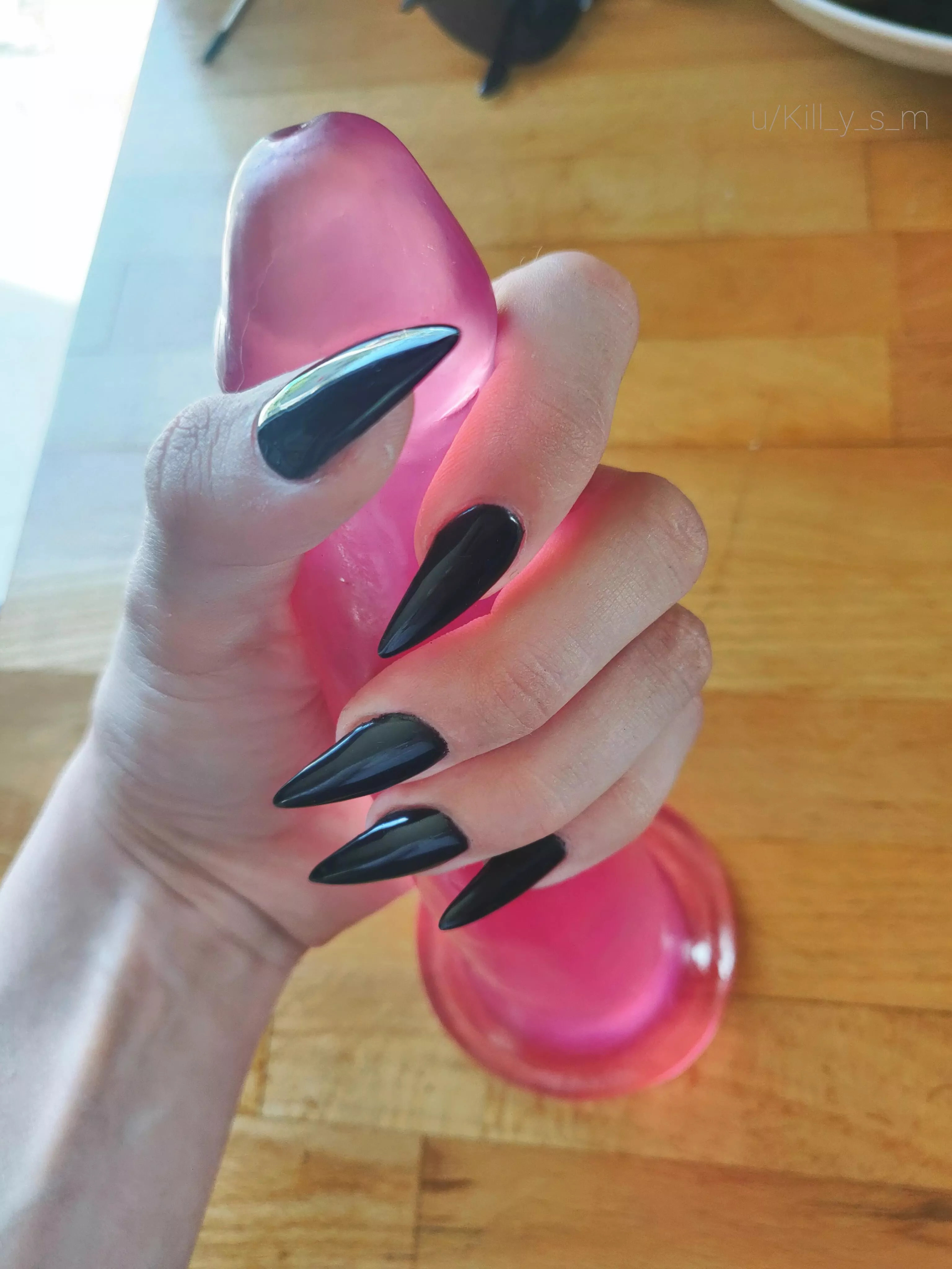 I thought I'd help you fantasize 😇🖤💦