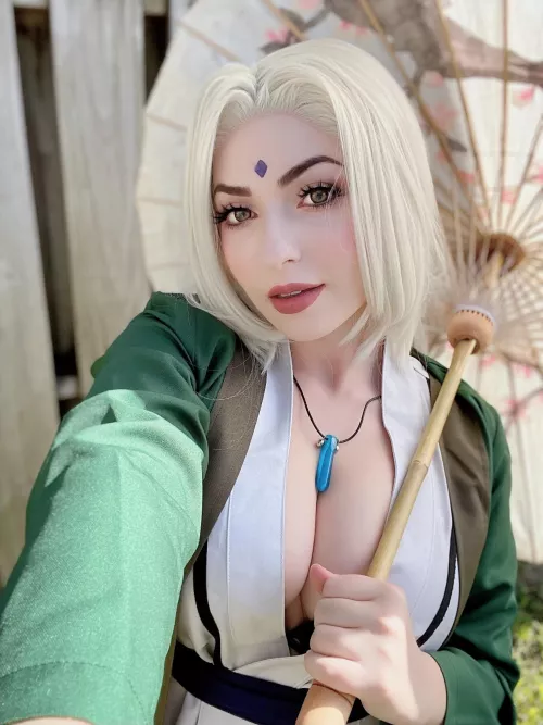 My Lady Tsunade Cosplay :)