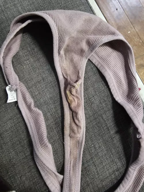 3 day old panties - take a whiff while you can 😜