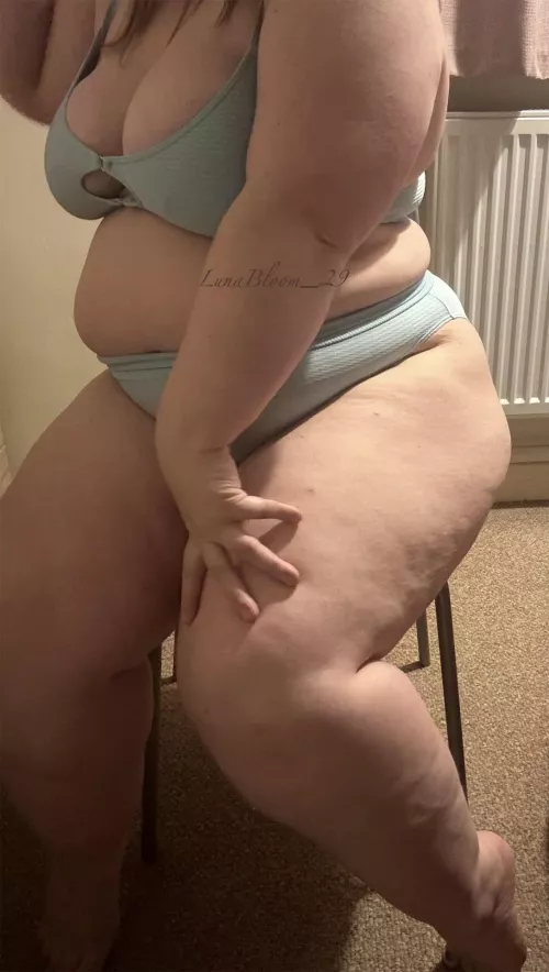 Curvy is my middle name.