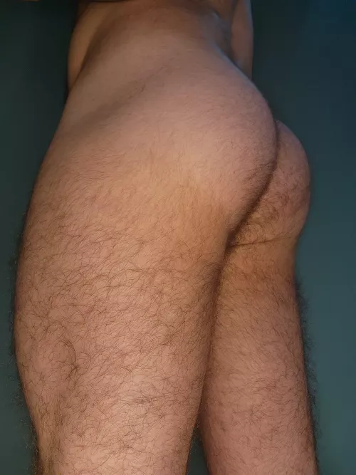 For every upvote I'll do a squat. Don't go easy on me 😜