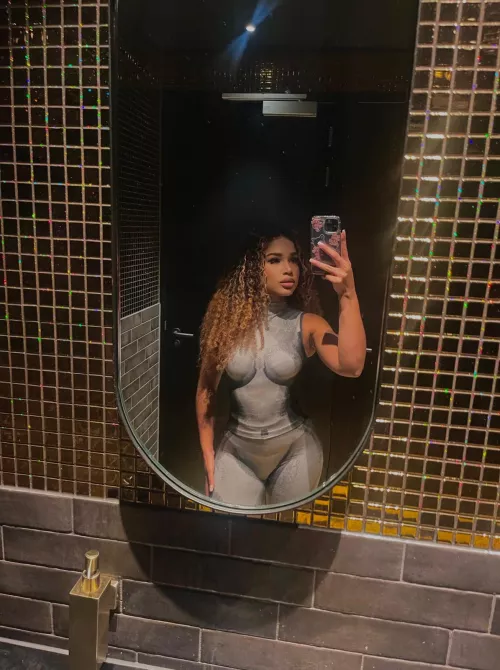 Lucyiilu (@Lucyiilu)