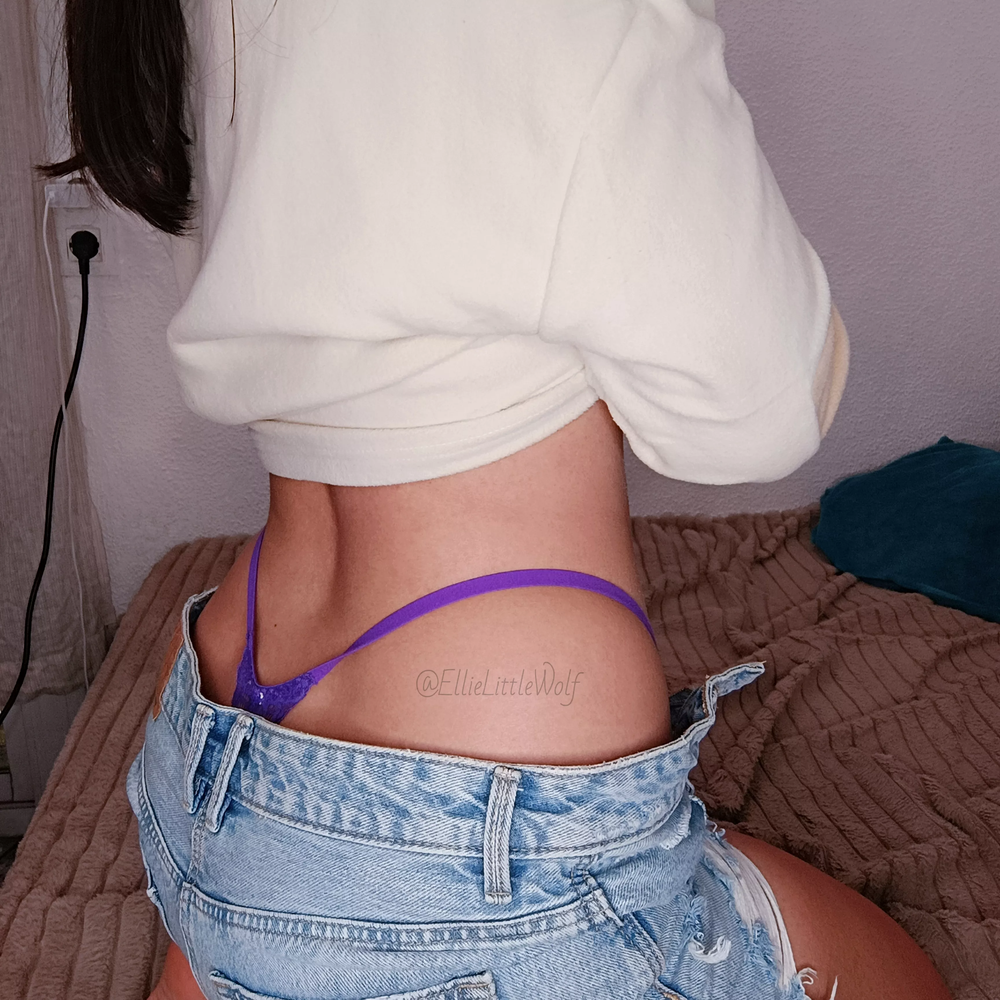 what's the naughtiest thing you've ever done in public or in a risky situation? 😝