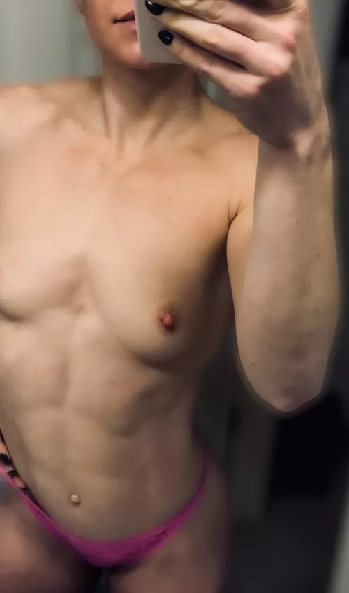 36f hotwife trying to get dressed