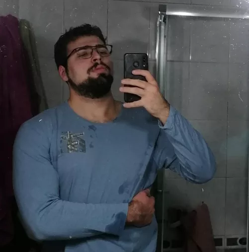 Are bi bros also welcome here?