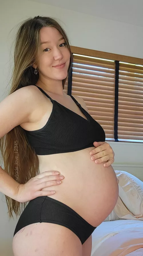 Does a pregnant belly suit me?