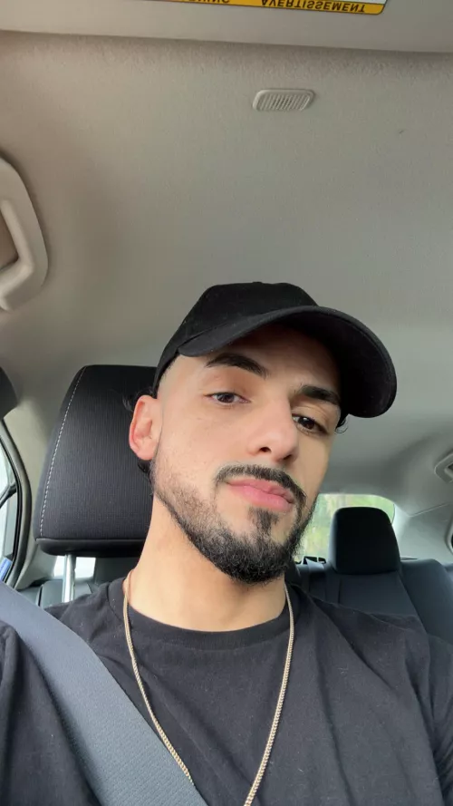 Got a hair cut but too lazy to style it😆