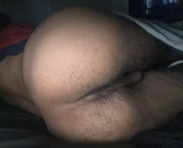 Hope it’s okay I sleep naked ;)