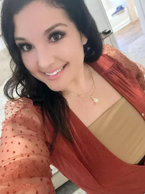 I know I have clothes on but I was feeling pretty so I figured you wouldn’t mind