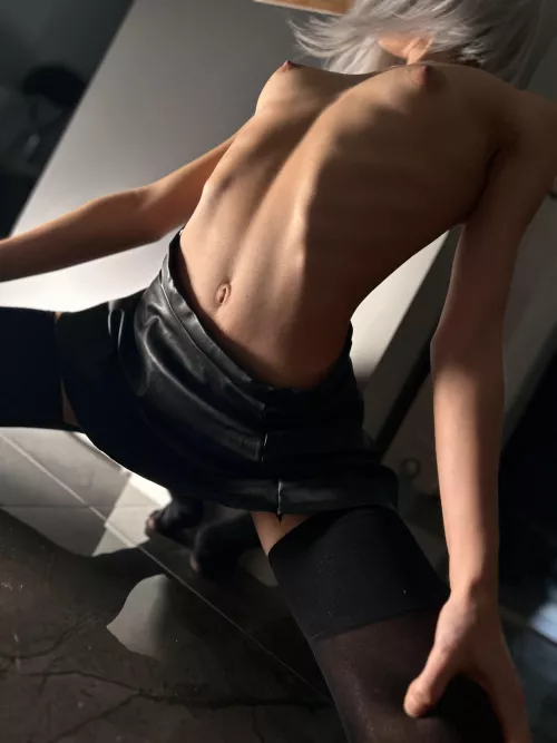 I'm just a super thin and tight girl