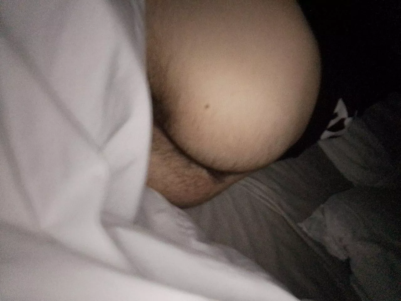 Just came home and feeling slutty tell me how you want to use me