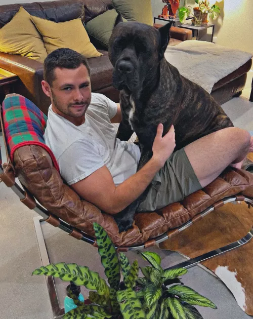 lol he thinks he’s not 140lbs 💀