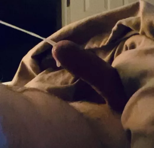 Milked itself and my face 😈💦