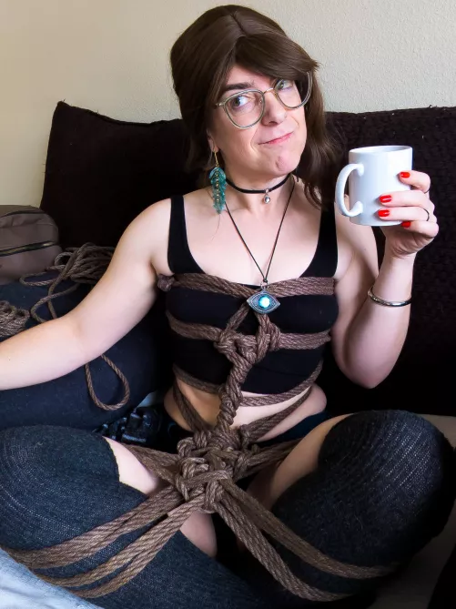 Morning coffee and self tie