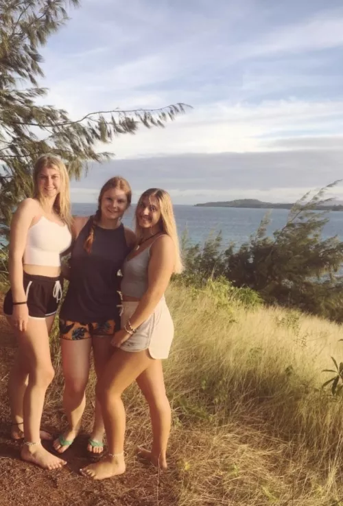 No One Ever Pays Attention to Her Friends